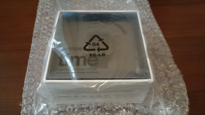 配送袋から取り出した感じ