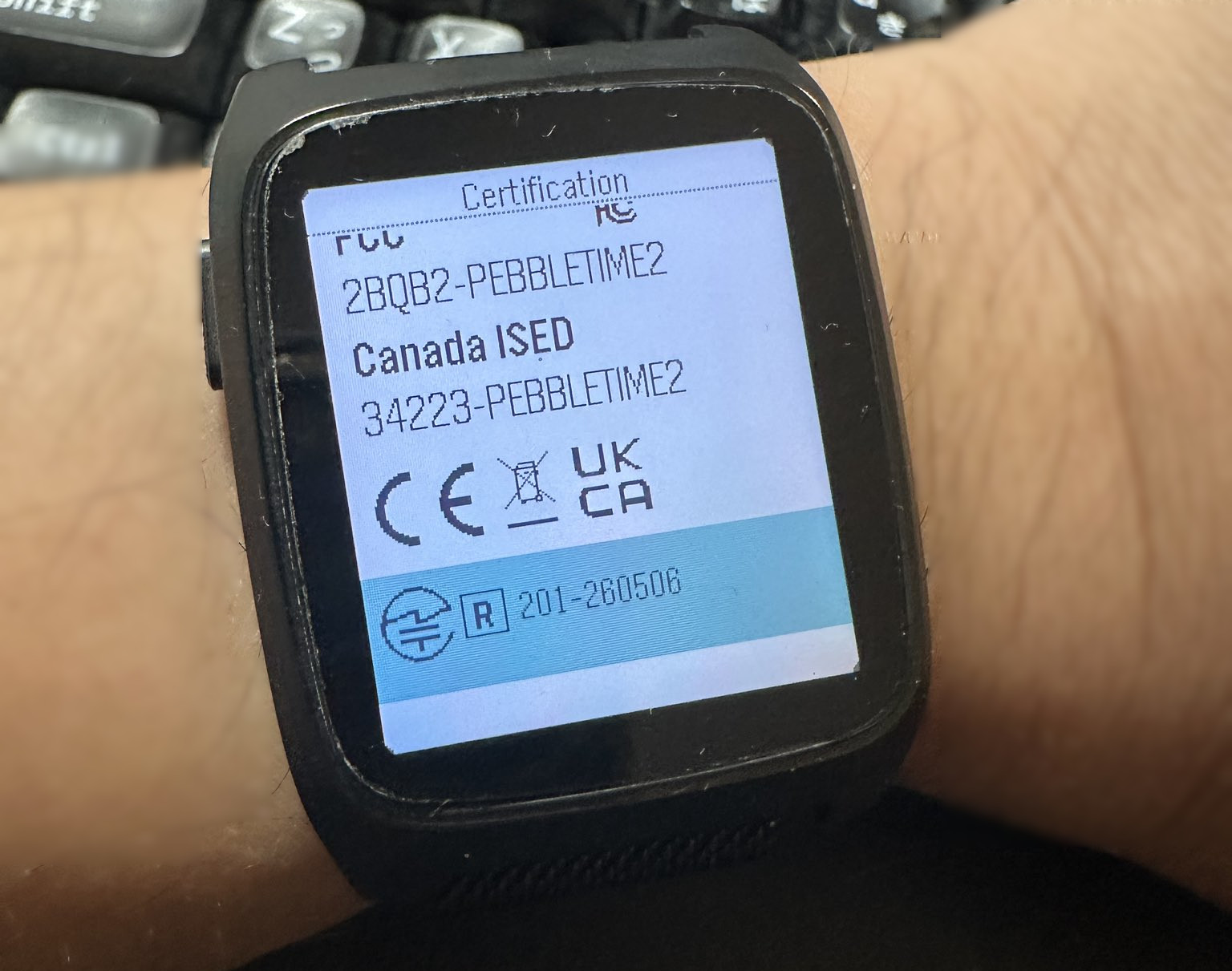 Pebble Time 2に、技適マーク表示がされるようになり、国内で適法に利用できるようになりました